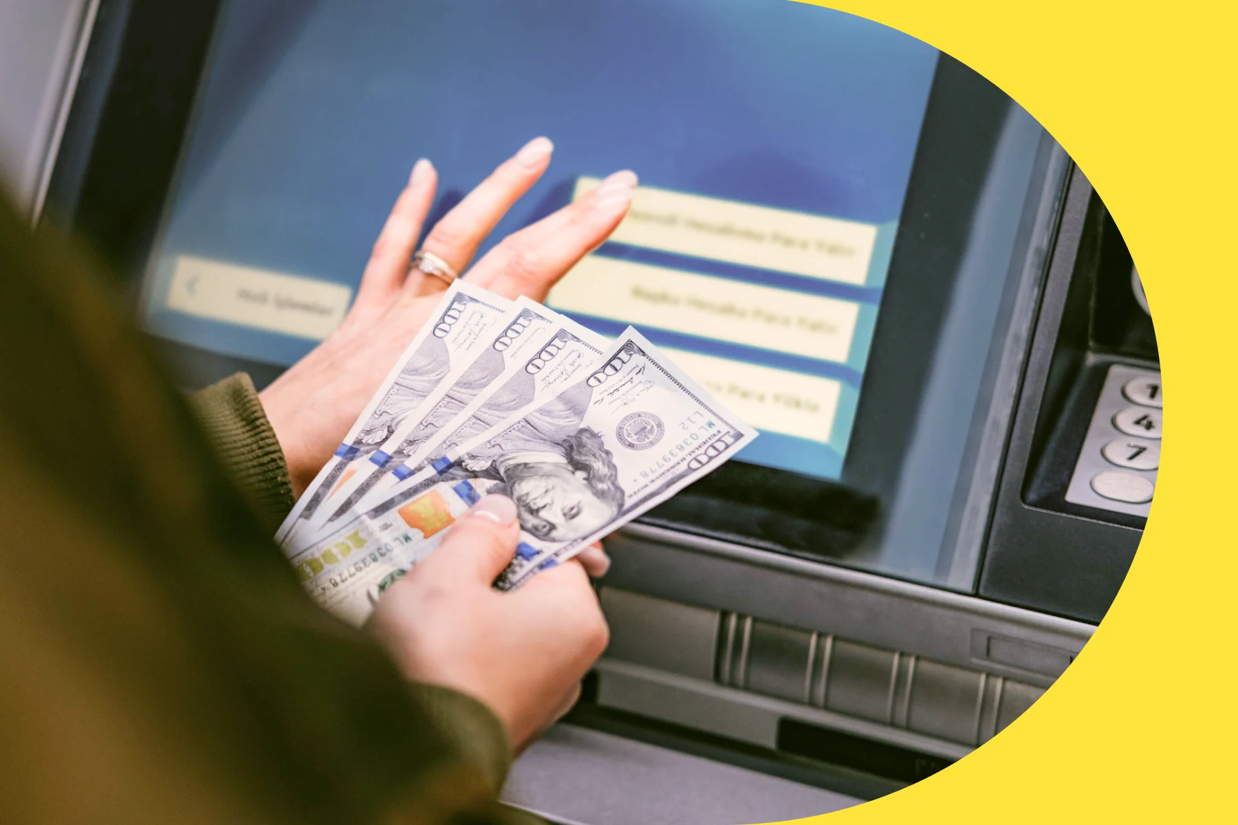 Thumbnail for How to Withdraw Money from Credit Card Without Charges